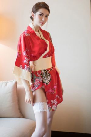 一个人看的免费在线视频_1080迅雷电影在线